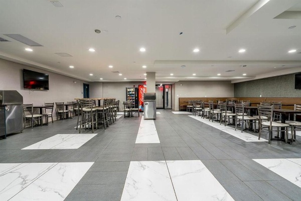 LeTap Hotel near AirTrain JFK Airport image 20